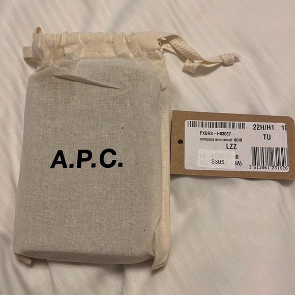 A.P.C. Compact Emmanuel Wallet Noir - Picture 2 of 3